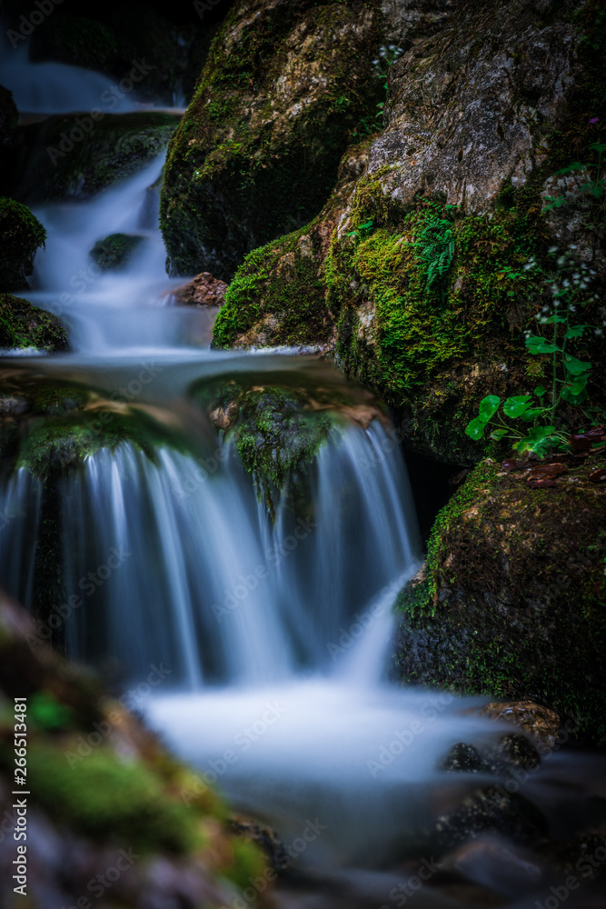 Obraz premium Wasserfall,