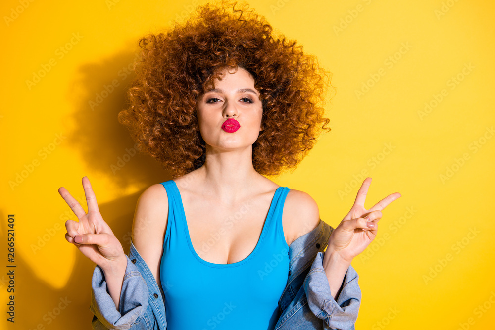 Close-up portrait of her she nice cute lovely sweet feminine girlish winsome charming attractive cheerful cheery girl showing double v-sign isolated over bright vivid shine yellow background Close-up portrait of her she nice cute lovely sweet feminine girlish winsome charming attractive cheerful cheery girl showing double v-sign isolated over bright vivid shine yellow background