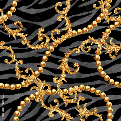 Golden chain glamour baroqu...