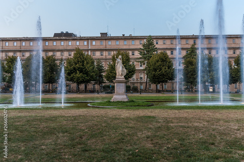 Monument to Daniele Manin, Turin photo