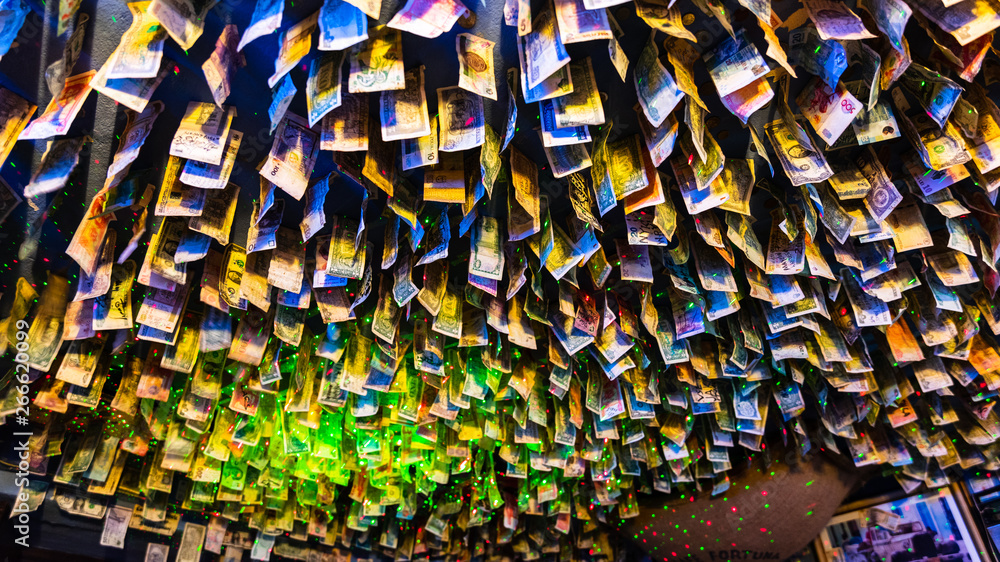Fototapeta premium ceiling full of bills