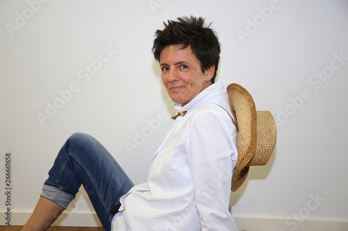 Evelyn  - Frau im besten alter