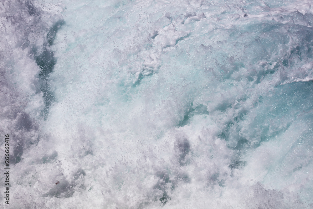 Meer Ozean Meerwasser mit verschiedenen Wasserfarben Meer Ozean Meerwasser mit verschiedenen Wasserfarben
