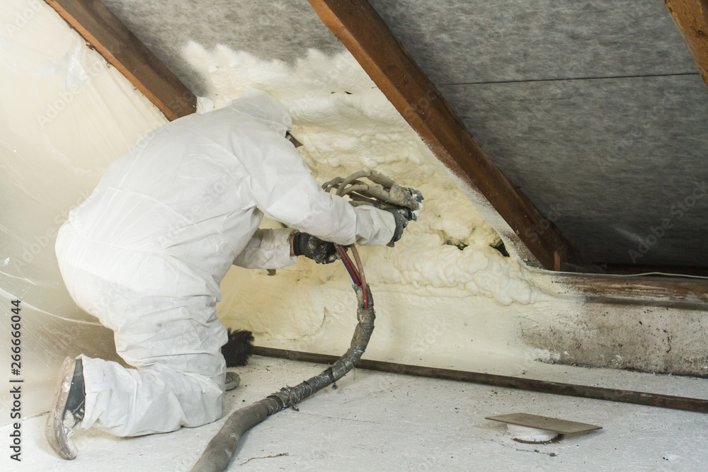 Fotografie spray polyurethane foam for roof