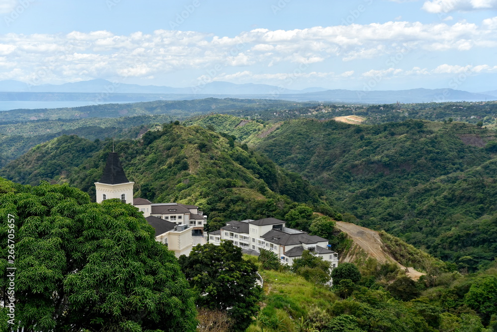 Fototapeta premium skyline view around Tagaytay city Hightland at the day, Philippines
