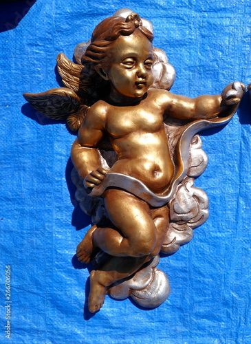 Little golden angel  (Not copyrighted) 