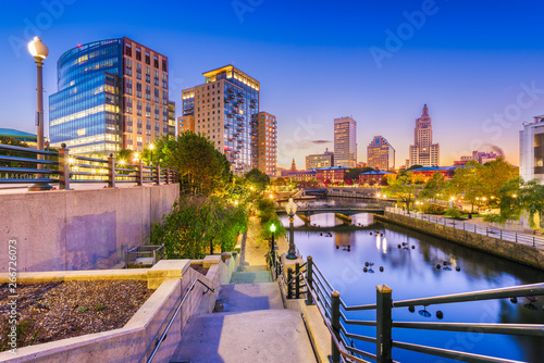 Bild auf Leinwand Providence, Rhode Island, USA park and skyline