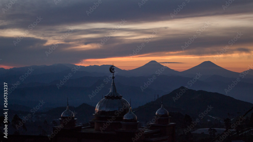 Fototapeta premium church in sunset