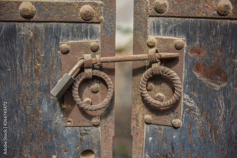The Door Ring of Chinese Ancient Architecture The Door Ring of Chinese Ancient Architecture