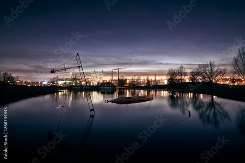 Wolfsburg am Abend © Mike