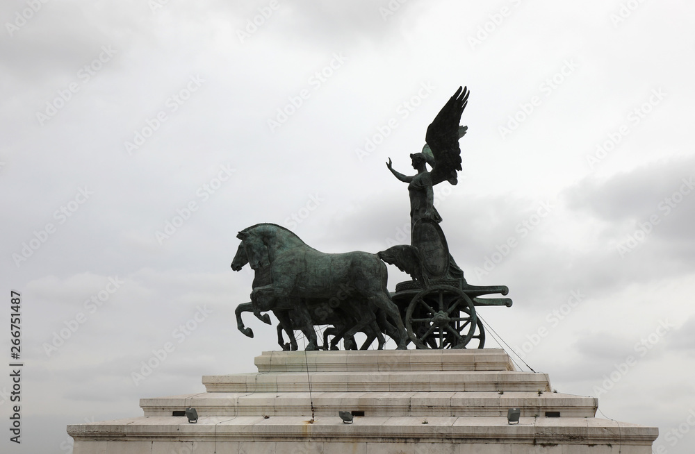 Naklejka premium statue on the famous monument called VITTORIANO in Rome Italy