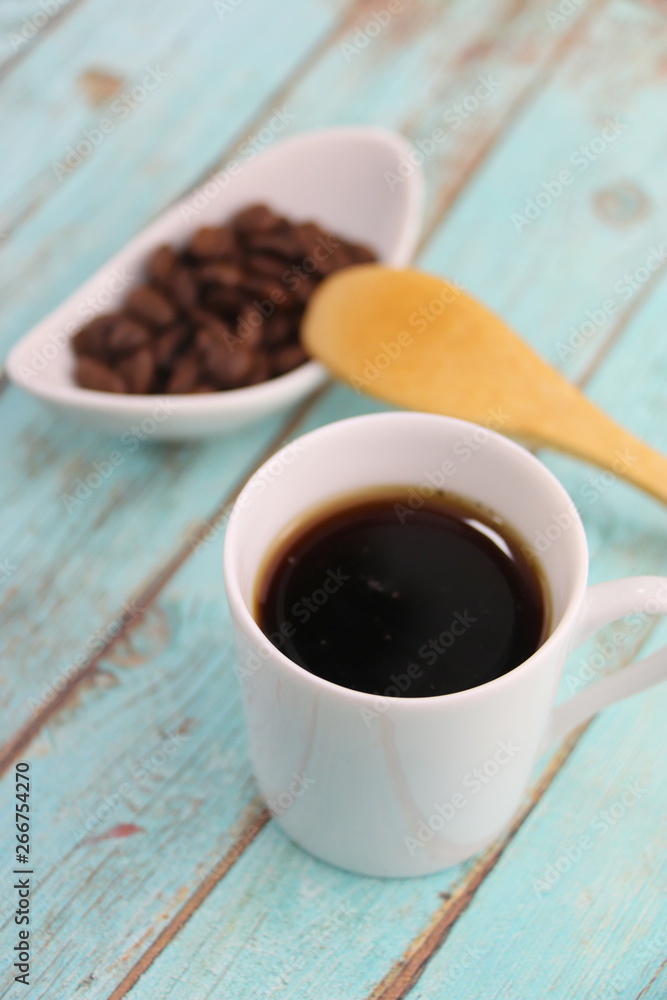 Tasse et grains de café