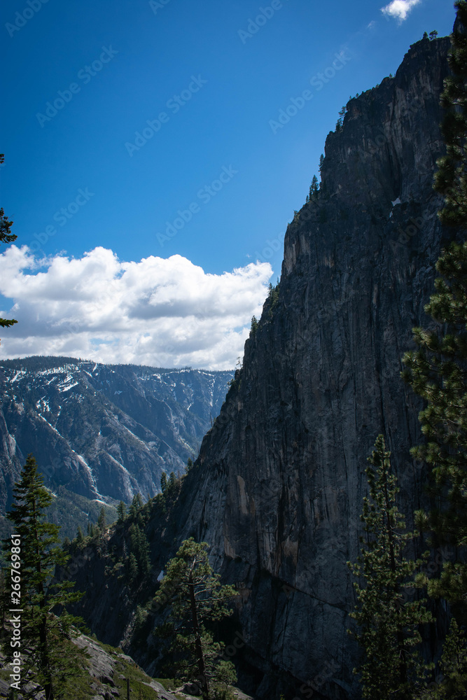 view from yosemite upper fall trail