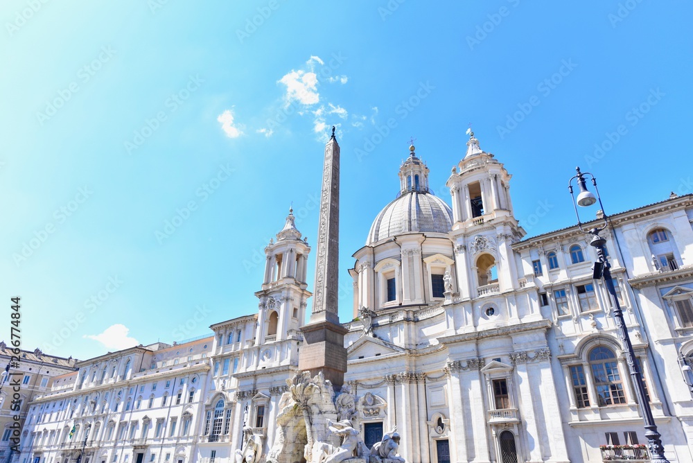 Obraz premium Fountain of the Four Rivers with Ancient Obelisk at Piazza Navona in Rome, Italy