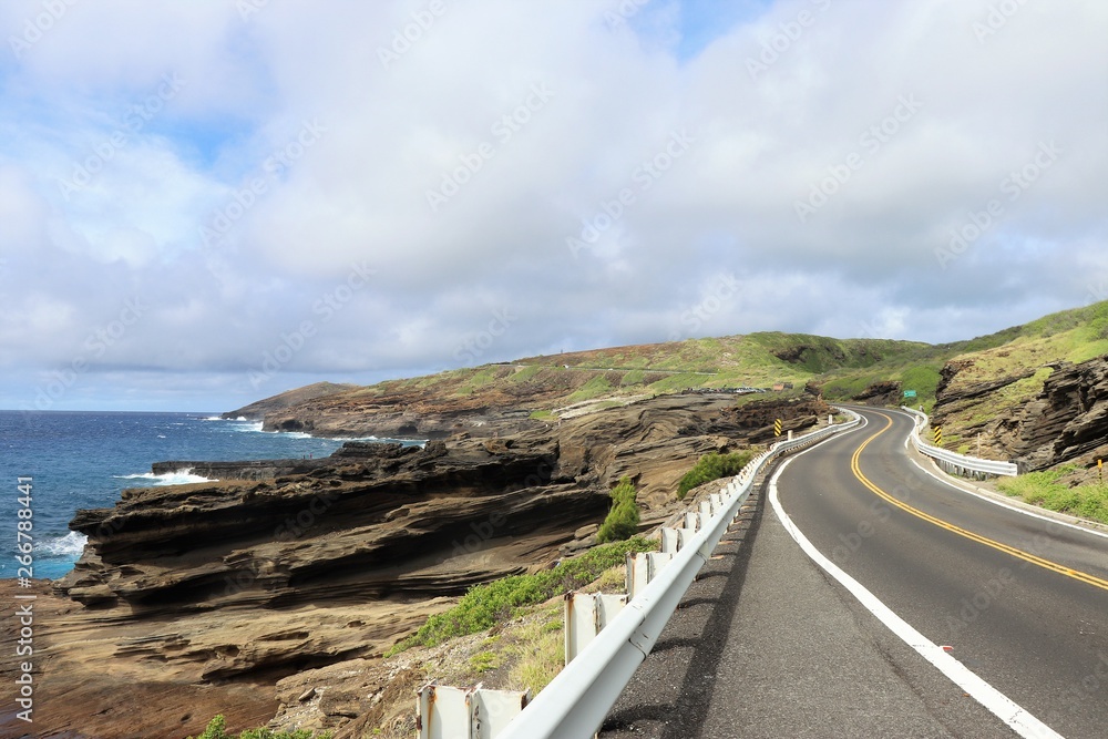 Coastline highway along the south shore of Oahu, Hawaii