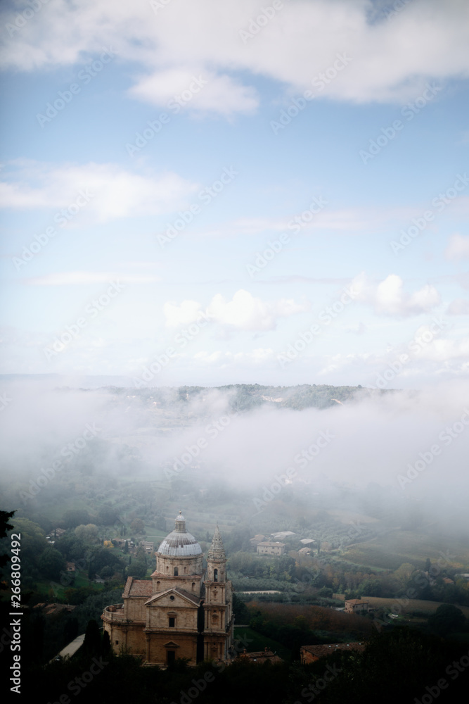 Fototapeta premium old church in tuscany
