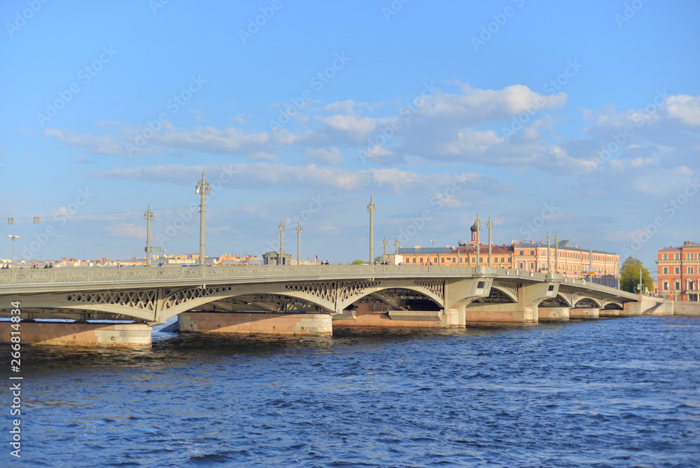 Fototapeta premium Annunciation bridge in St.Petersburg.