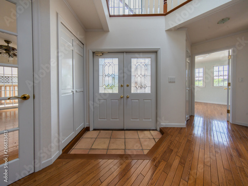 Wallpaper Mural 玄関 Torontodigital.ca