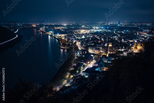 Nächtlicher Ausblick vom Krahnenberg Andernach bei Neuwied, Koblenz (Mittelrhein)