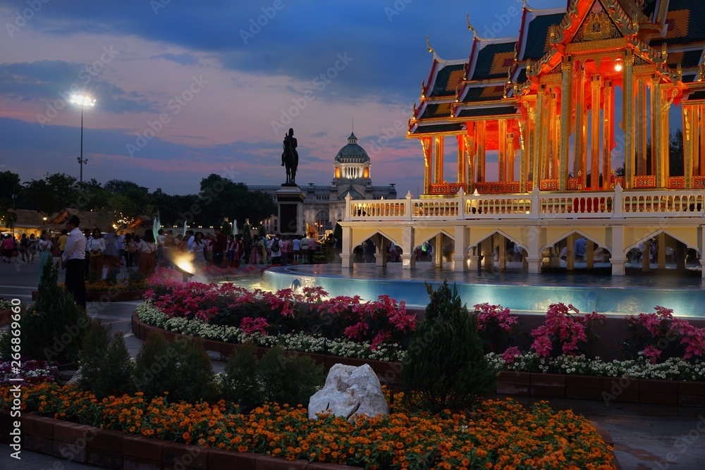 the royal palace in bangkok thailand