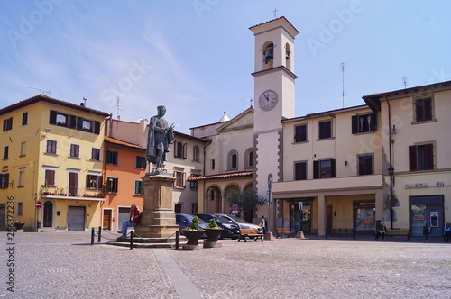 Fotografija Giotto square, Vicchio, Tuscany, Italy