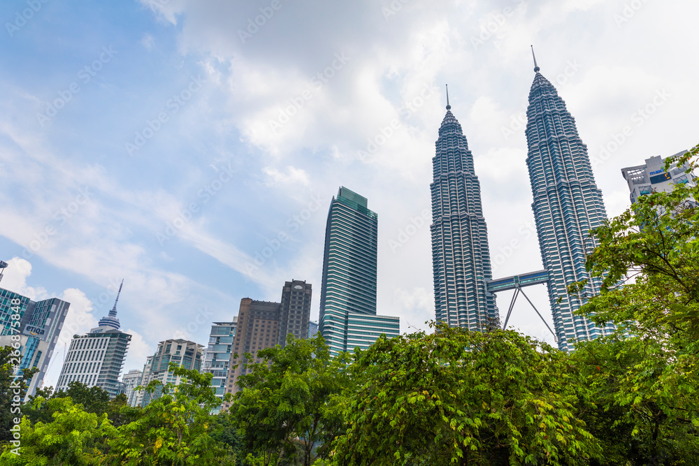 22 Apr 2019. Kuala Lumpur, Malaysia. The twin towers of Petronas. Central Park.
