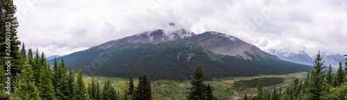 Mountain scenery in the Banff National Park in Canada