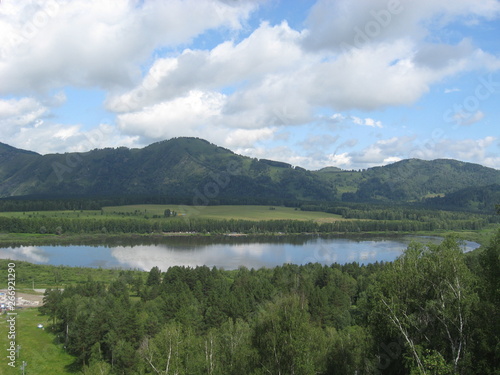 Fototapeta Naklejka Na Ścianę i Meble -  lake Manzherok in the Altai mountains