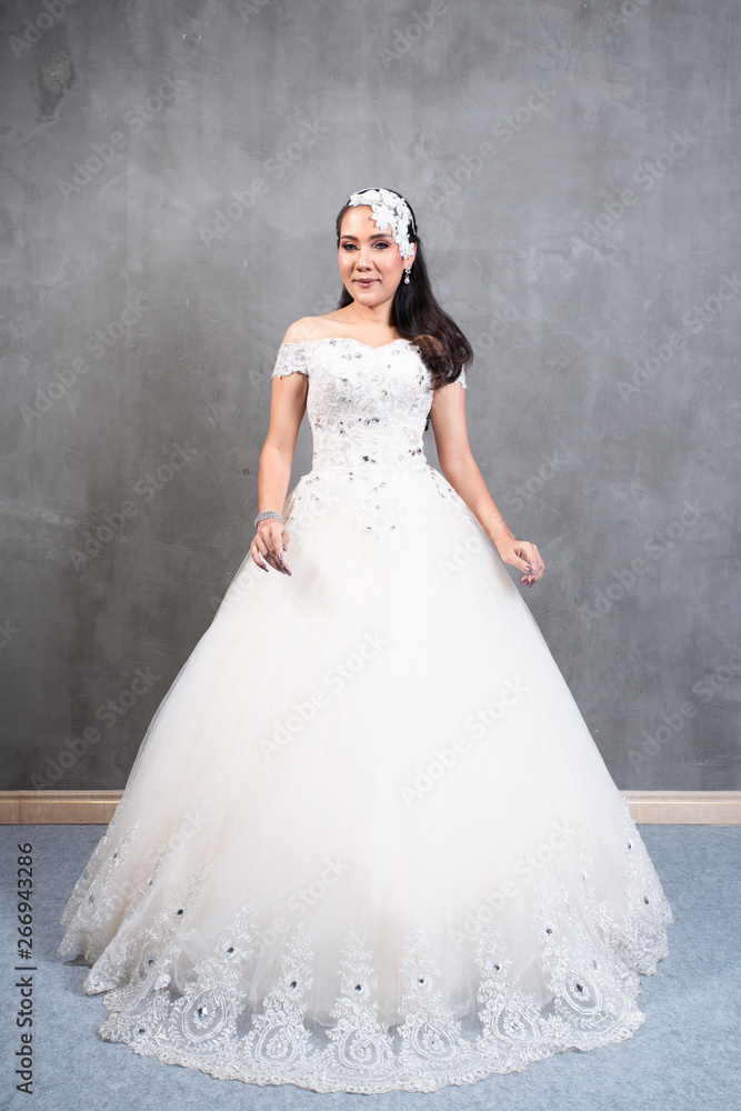 Beautiful woman in wedding dress , Bride Thai style fashion Beautiful woman in wedding dress , Bride Thai style fashion