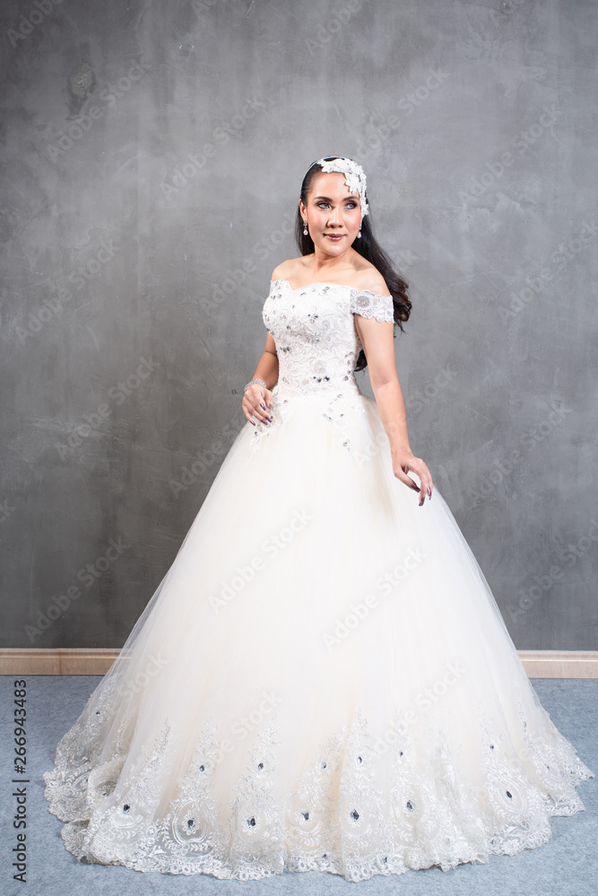 Beautiful woman in wedding dress , Bride Thai style fashion Beautiful woman in wedding dress , Bride Thai style fashion
