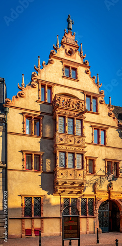 Historische Altstadt in Colmar, Elsass, Haus der Köpfe von 1609