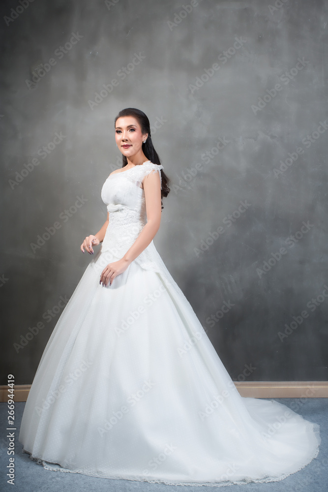 Beautiful woman in wedding dress , Bride Thai style fashion Beautiful woman in wedding dress , Bride Thai style fashion