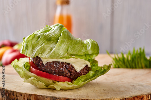 medium roast beef hamburger with salad, without buns