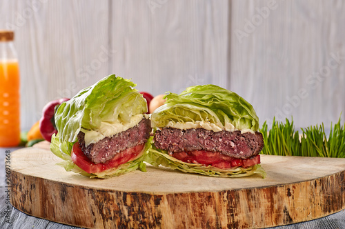 medium roast beef hamburger with salad, without buns