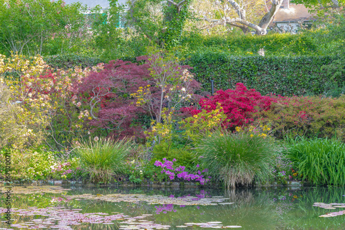 Obraz na plátne Giverny, France - 05 07 2019: The gardens of Claude Monet in Giverny