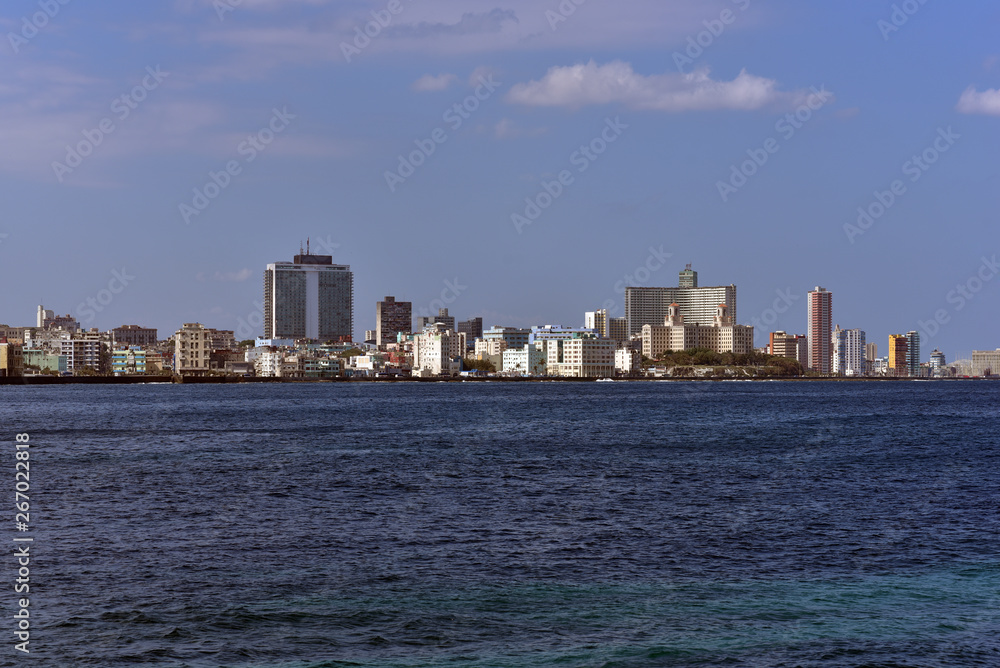 Φωτογραφία Panoramic view and cityscape of the Malecon seawall of Havana, Cuba, from the Mo