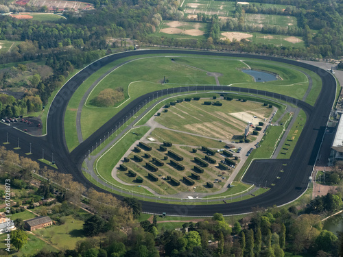 vue aérienne de l'hippodrome de Vincennes près de Paris