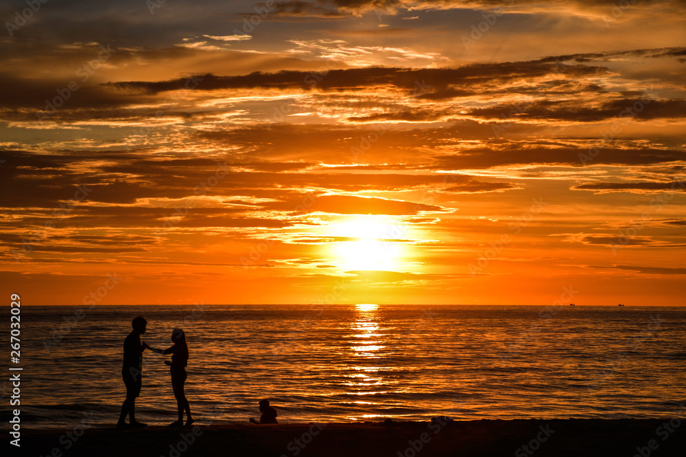 Fototapeta premium sunset at the sea