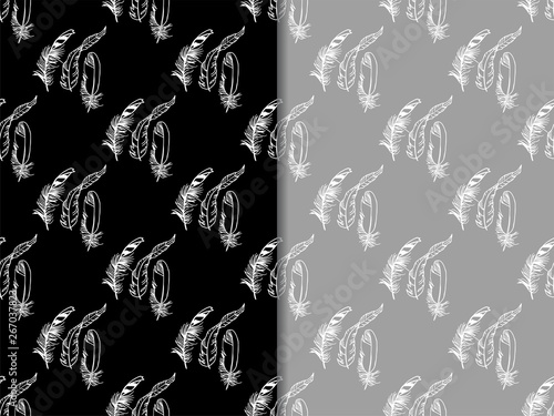 фотографія Mockingjay feather seamless pattern hand drawn sketch