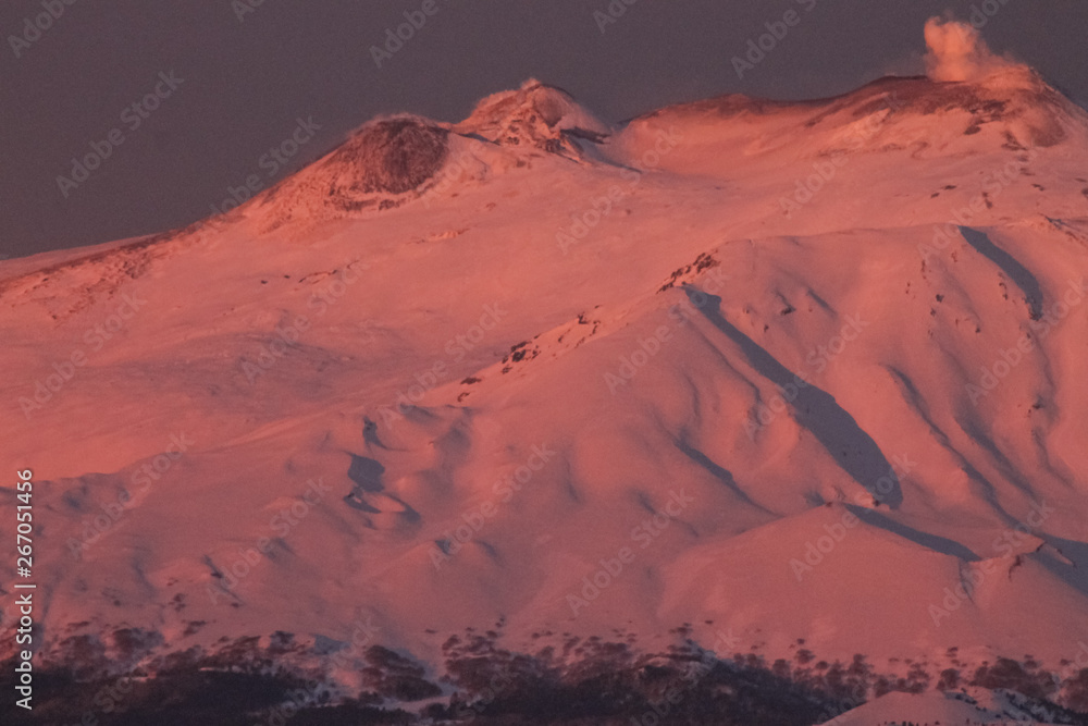 Naklejka premium eruzione del vulcano Etna ,