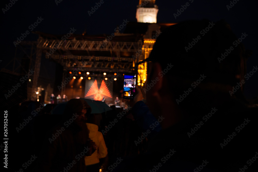 Obraz premium Fans on concert