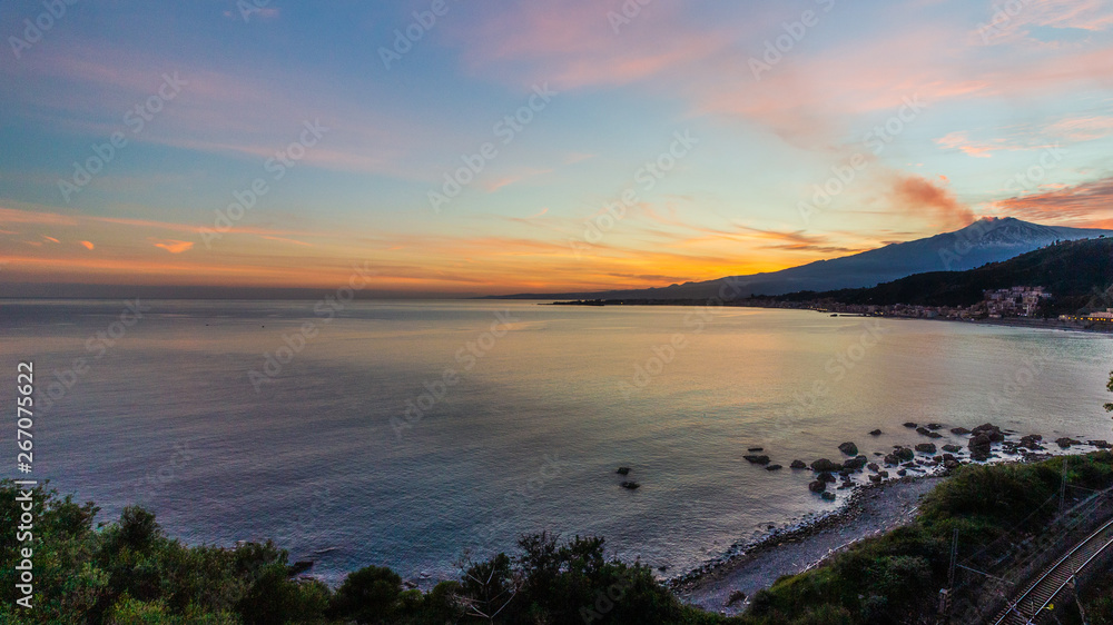 tramonto visto da Capo Taromina - baia di Giardini - Naxos tramonto visto da Capo Taromina - baia di Giardini - Naxos