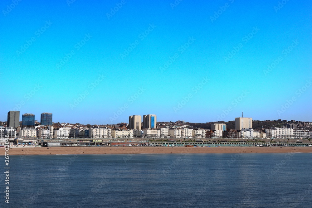 Obraz premium Amazing blue sky and beach architecture 