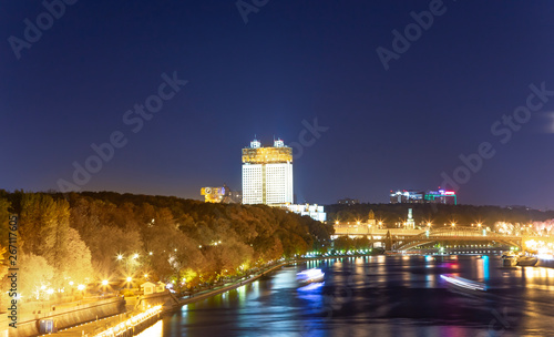 Moskva River and embankments (at night). Moscow, Russia © Владимир Журавлёв