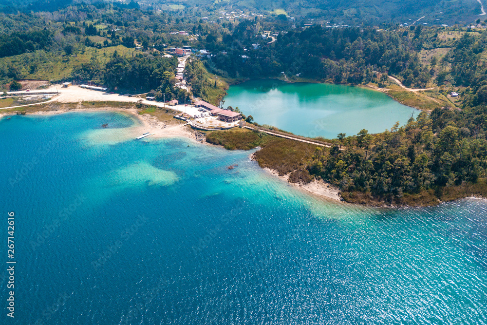Obraz premium Aerial view of the amazing Montebello turquoise lakes in Chiapas, Mexico