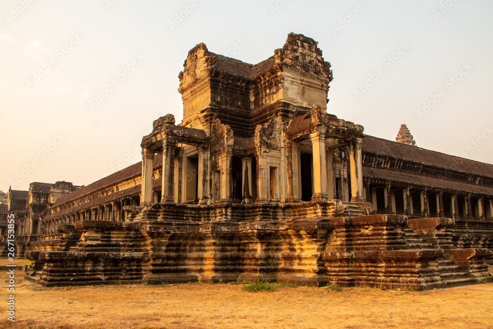 Fototapeta premium side entrance to Ankor wat