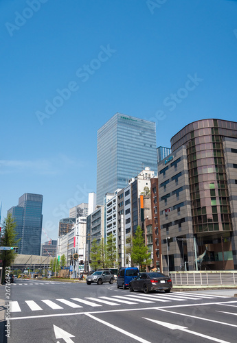 八重洲通りから東京駅八重洲口をのぞむ風景（東京都中央区）