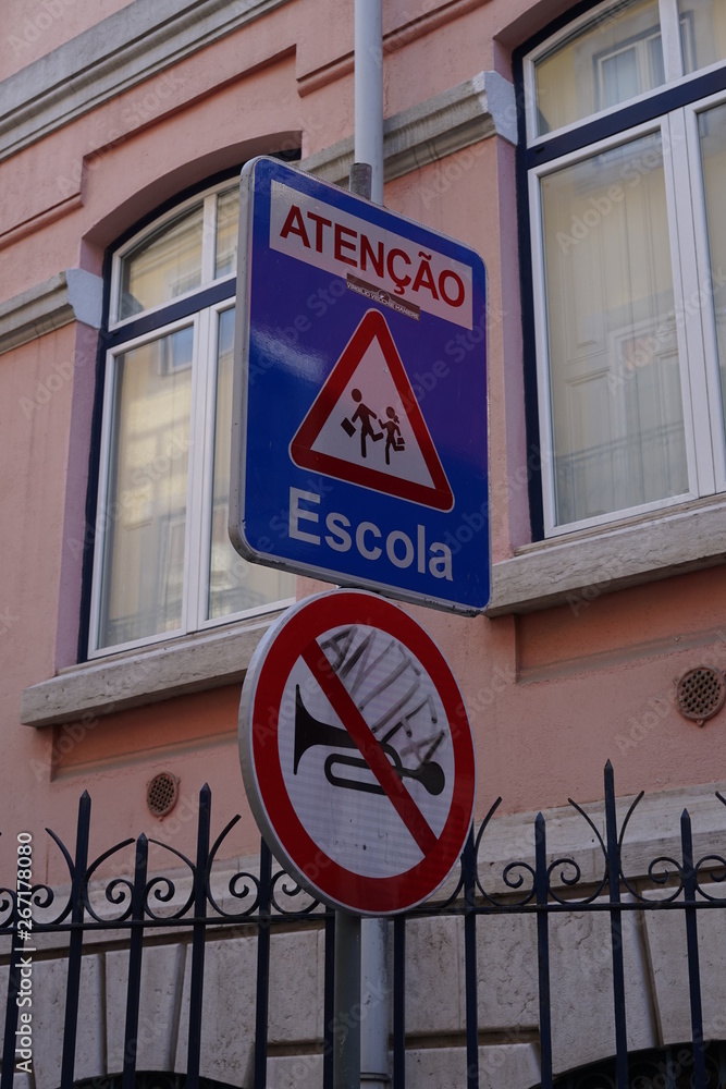 ポルトガルの標識