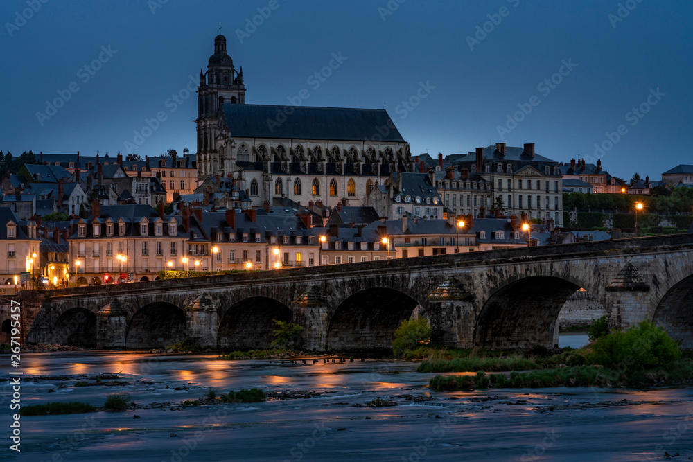 Fototapeta premium Blois at sunrise, France, 
