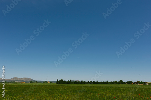Fields around Peratallada © Torsten Dressler